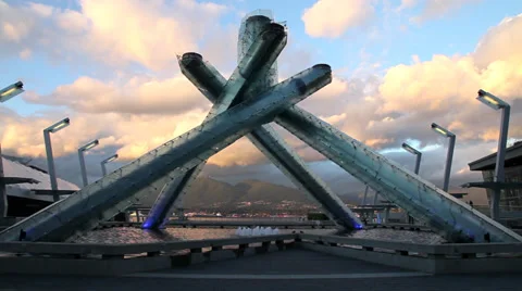 Vancouver's Olympic Couldron 動画素材 30248640