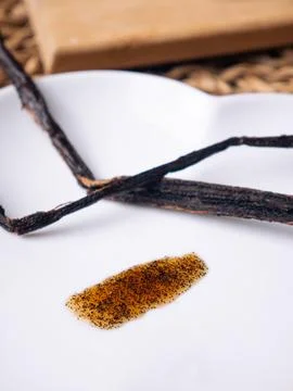 Vanilla Bean Paste with real natural vanilla pods 스톡 사진