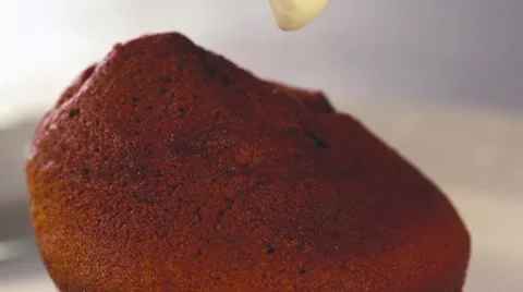 Vanilla cream close up slow motion Stock Footage 54143492