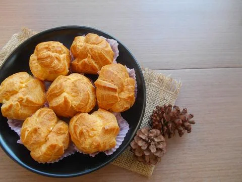 Vanilla cream puffs Stock Photos