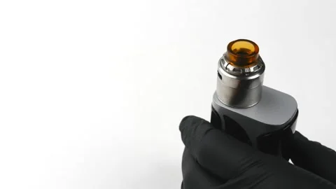 Vape e-cigarette atomizer coil activation. Working electronic cigarette. 스톡 동영상 131852518