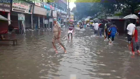 Varanasi Flood  Stock Footage 116803918