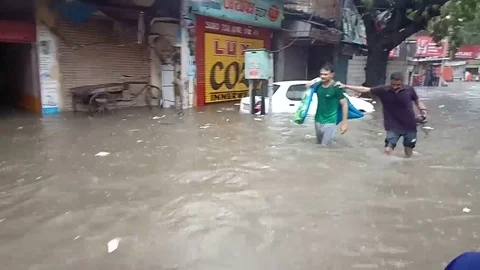 Varanasi Flood  Stock Footage 116804059