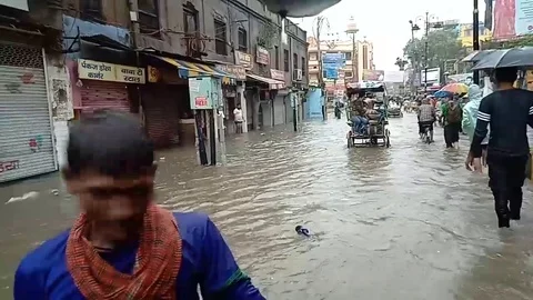 Varanasi Flood  Stock Footage 116804109