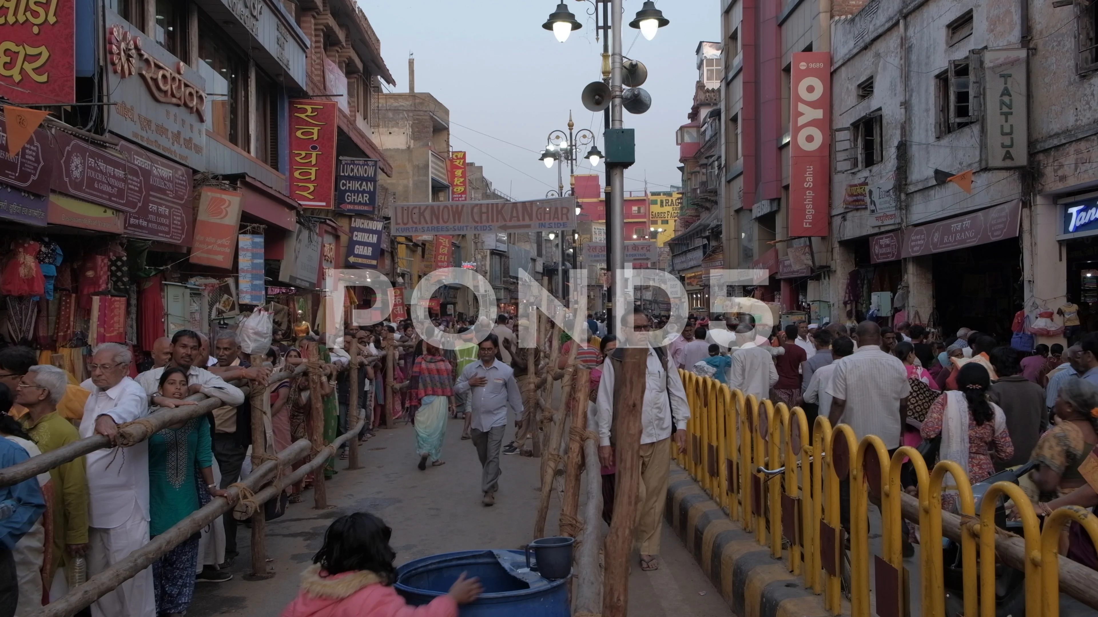 Raj Laxmi Sarees in Orderly Bazar,Varanasi - Best Banarasi Silk Saree  Retailers in Varanasi - Justdial