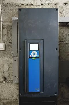 Variable speed drive inverter converter, unit for voltage stabilization 스톡 사진