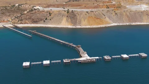 Various aerial shots of Rapid Bay Old and New Jetty. Fleurieu Peninsula. Stock-Footage 104584341