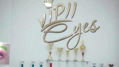 Various awards in the form of cups in the beauty salon Stock-Footage 84571706