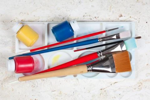 Various brushes and paint Foto stock