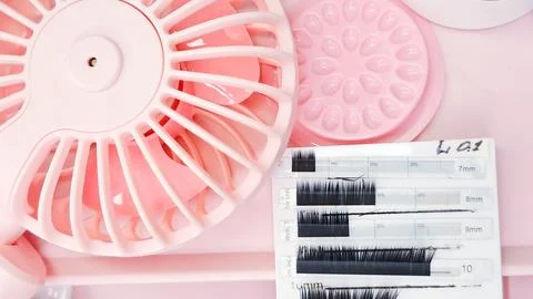 Various lash styles and techniques for natural, dramatic, and volumized lashe Stock Photos