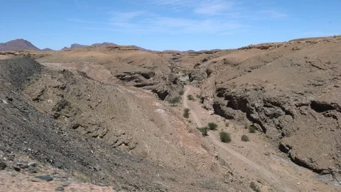 Various smooth gimbal shots in Namib-Naukluft National Park. Видео 101661883