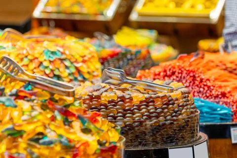 Various types of sweets at an Istanbul bazaar, Turkey Stock-Fotos