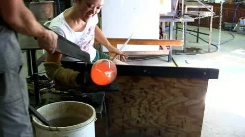 Vase taking shape; 7 Stock Footage 12317022