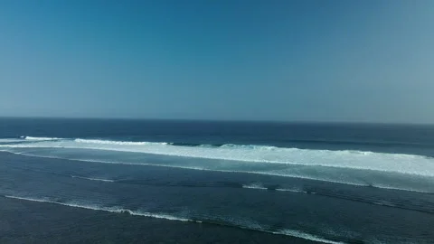 Vast Ocean Horizon White Waves 4K View Malang East Java 스톡 동영상 343690184