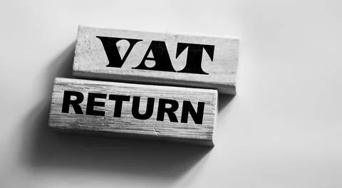 VAT return text Value Added Tax return on wooden blocks. Financial concept 스톡 사진