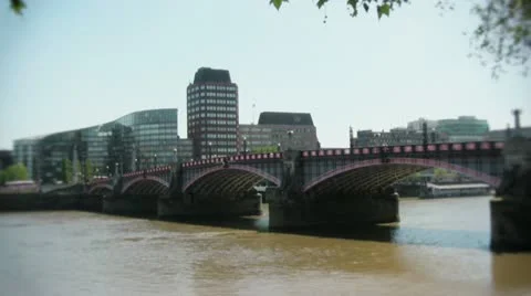Vauxhall bridge on the thames Video stock 11112526