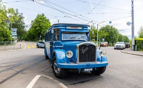  VBZ Saurer Autobus Während dem Jubliäumsanlass 175 Jahre Eisenbahn in der. Stock Photos