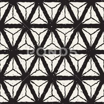 Vector Seamless Black And White Irregular Triangle Lines Geometric Pattern  Stock Vector, Royalty-Free