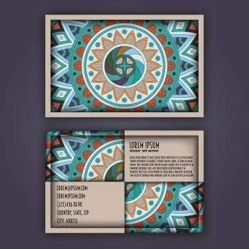 Vector vintage visiting card set. Floral mandala pattern and ornaments. Orien Illustrazione stock