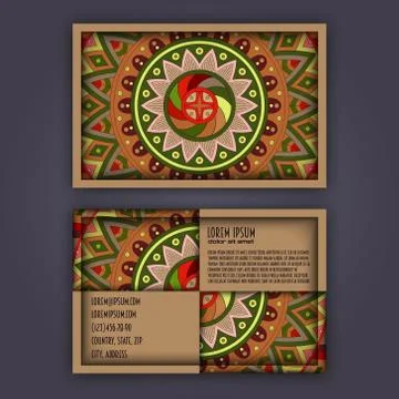 Vector vintage visiting card set. Floral mandala pattern and ornaments. Ori.. Illustrazione stock