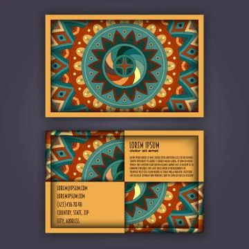 Vector vintage visiting card set. Floral mandala pattern and ornaments. Ori.. Illustrazione stock