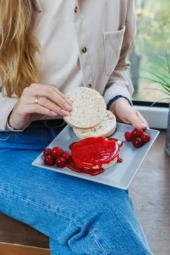 Vegan rice bread for breakfast with jam. Healthy Eating. Stock Photos