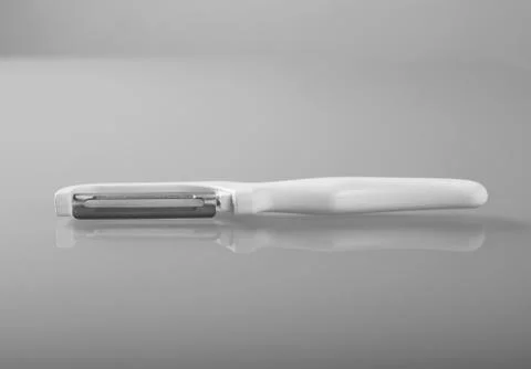 Vegetable and fruit peeler Stock-Fotos