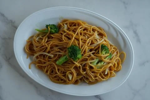 Vegetable chow mein Stock Photos