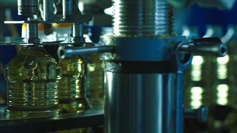 Vegetable oil factory Stock Footage 90672058