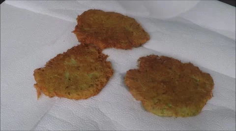 Vegetable pancakes made from potatoes 스톡 동영상 46366050