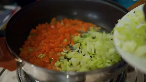 Vegetable saute Video stock 146777765