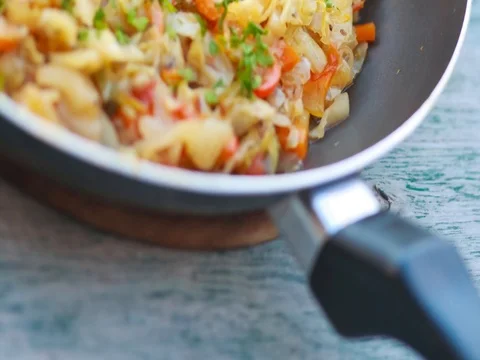 Vegetable stew Stock-Footage 71523328