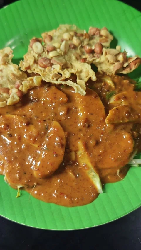 Vegetables and crackers 库存影片 328266556