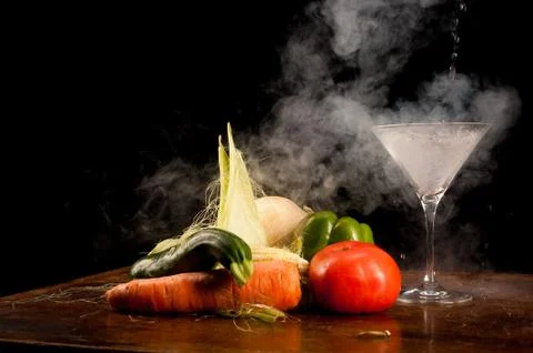 Vegetables and liquid nitrogen Stock-Fotos