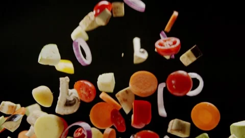 Vegetables are thrown into the frame, shooting video from hands Vídeo Stock 327571911