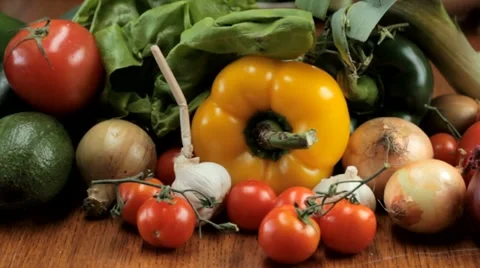 Vegetables composition - tracking shot 스톡 동영상 12733405