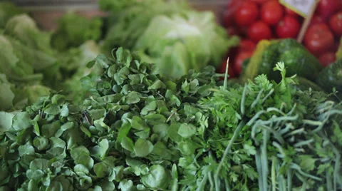 Vegetables on the Market. 库存影片 37033579