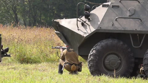Vehicle on the battlefield 動画素材 220643608