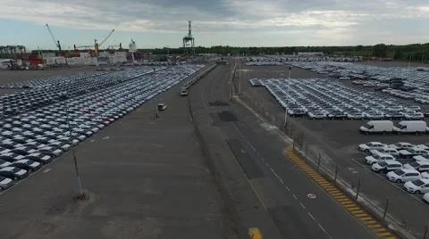 Vehicle mechanical workshop Aerial Scene. Vídeo Stock 59802127