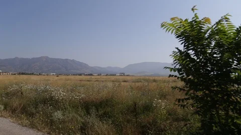 Vehicle shot of fields 動画素材 95328280