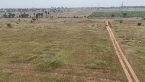 Vehicles navigating sharp curves on the scenic roads leading to Ooty Video stock 304524324