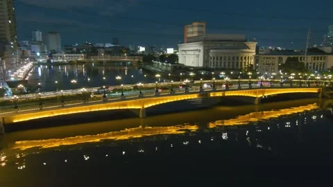 Vehicles passing over Jones Bridge at Night Shot in 4K Stock Footage 237995155