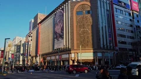 Vehicles Passing Through Ginza Commercial District In Tokyo Видео 339201128