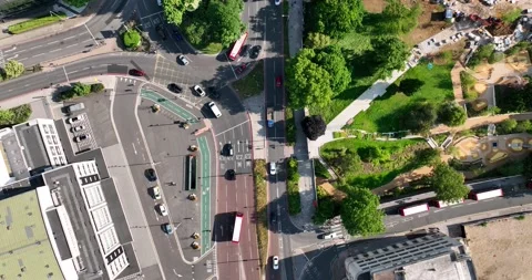 Vehicles passing through multilane intersection, traffic in city Video stock 201898840