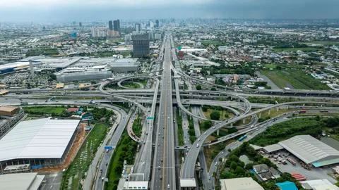 Vehicular Traffic Flow On Multi-level Highway Interchange In Bangkok Thaila.. Stock Photos