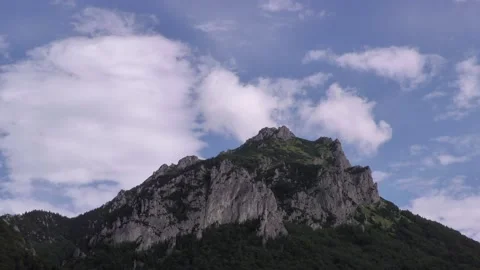 Veľký Rozsutec 스톡 동영상 147981498