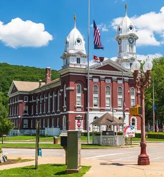 The Venango County courthouse located in Franklin, Pennsylvania, USA Stock Photos