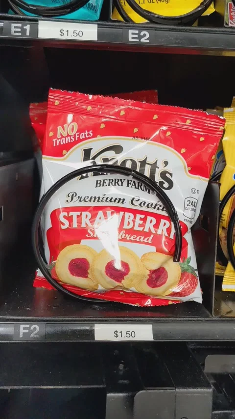 Vending machine cookies Stock Footage 167399242