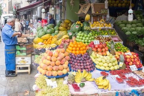 Vendor vegetable stall Foto stock
