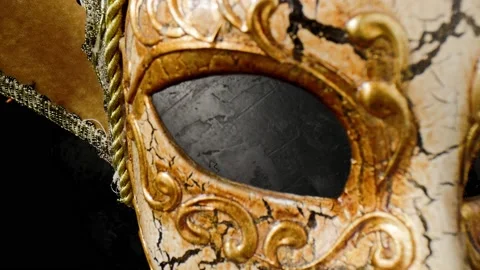 Venetian mask on a black background. Vídeo Stock 211401258